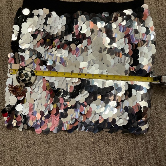 Formal-Skirt-Mini with Silver Payettes sequins sparkle, Las Vegas style, L/XL - Picture 12 of 14
